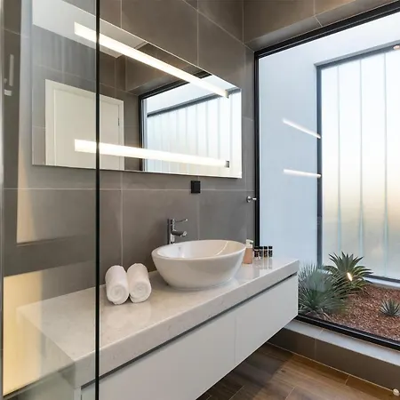 Momentum Villa *