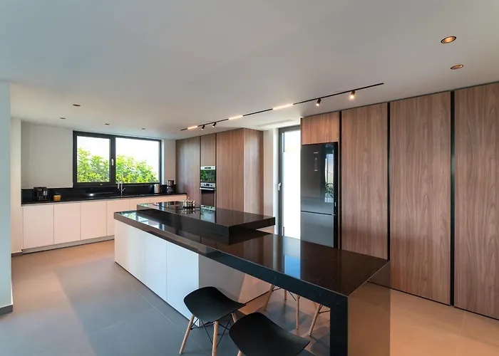 Momentum ヴィラ イアリソス