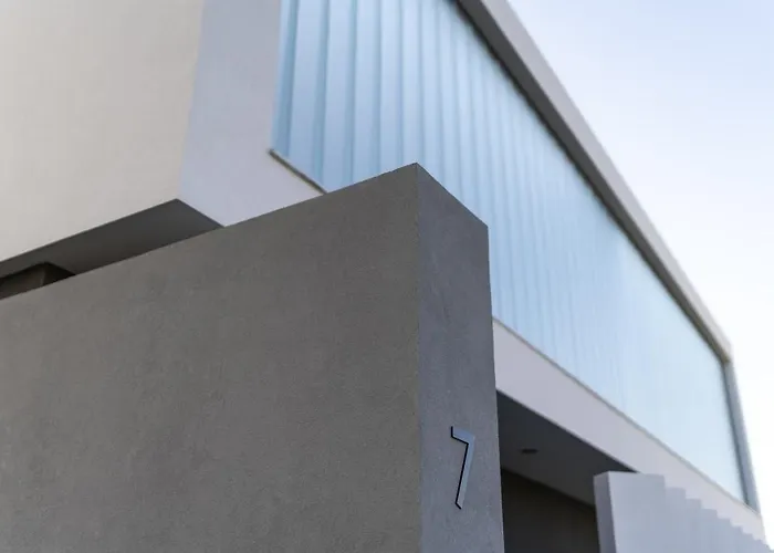 Momentum イアリソス